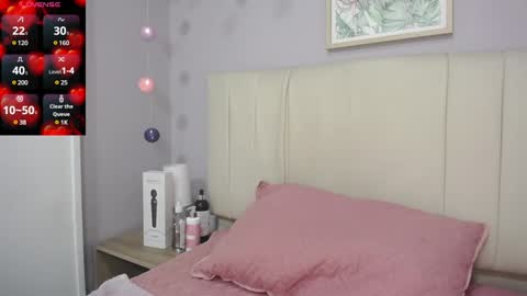 Amy online show from December 17, 1:49 pm