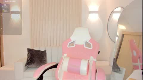 Snapshot of amy_medina_ chatting on September 26, 2:32 pm Emily online show from September 26, 2:32 pm