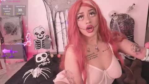 Little Slut Nicolee online show from October 5, 3:54 pm