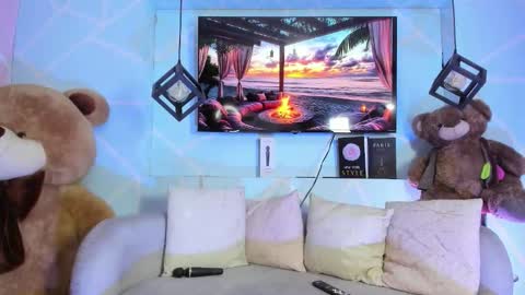 Snapshot of amy_noa chatting on March 3, 12:39 am Emy Noa online show from March 3, 12:39 am