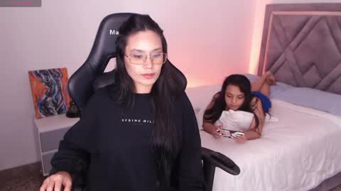 Mia Cristancho online show from June 5, 7:41 pm
