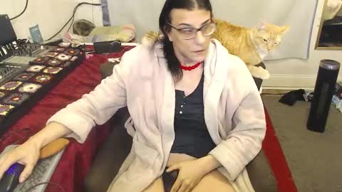 Trashely Gimpson online show from March 19, 8:29 am