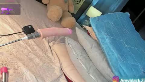 Snapshot of amyblack__ chatting on October 9, 2:09 am Amy online show from October 9, 2:09 am