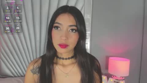 Snapshot of amyblackwood chatting on November 20, 4:12 am Amy online show from November 20, 4:12 am