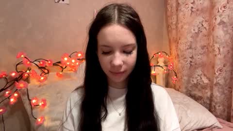 Snapshot of amygrav chatting on November 6, 3:57 pm Milou online show from November 6, 3:57 pm