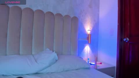 Snapshot of amymorgan_1 chatting on November 7, 8:42 pm amymorgan_1 online show from November 7, 8:42 pm