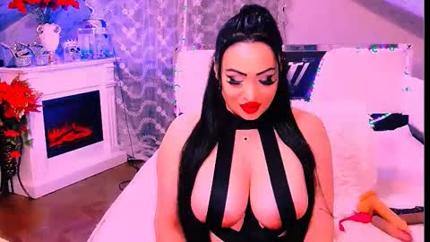 Snapshot of amyrarosera chatting on November 28, 10:56 pm Alimoonyia online show from November 28, 10:56 pm