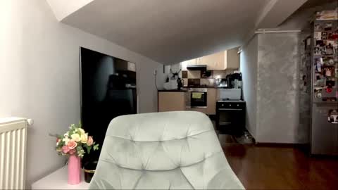 Snapshot of amyroberta92 chatting on February 12, 6:51 am amyroberta92 online show from February 12, 6:51 am