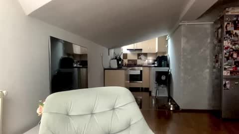 Snapshot of amyroberta92 chatting on December 4, 7:39 am amyroberta92 online show from December 4, 7:39 am