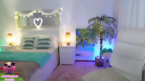 Snapshot of amyvalentine chatting on January 24, 6:35 am AmyValentine online show from January 24, 6:35 am