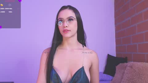 Snapshot of amyw0w chatting on February 23, 1:13 am IG amyw0w online show from February 23, 1:13 am