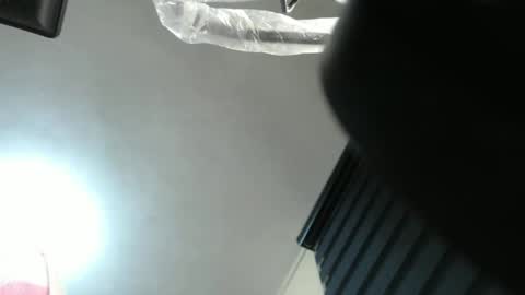 Snapshot of amywalker01 chatting on December 11, 12:12 am amy online show from December 11, 12:12 am