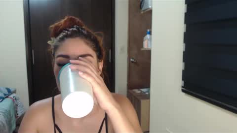 Snapshot of amywalker01 chatting on December 31, 5:51 pm amy online show from December 31, 5:51 pm