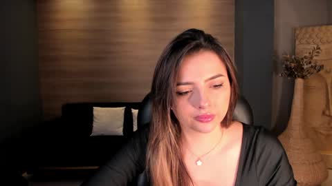 Snapshot of amywoods chatting on February 2, 7:46 pm online show from February 2, 7:46 pm