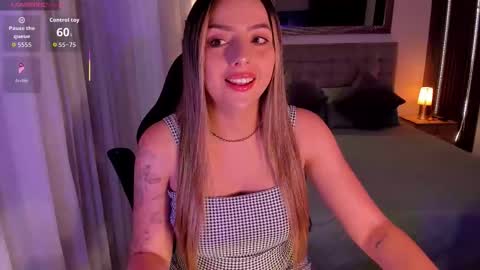 Snapshot of amywoods chatting on November 20, 1:22 pm online show from November 20, 1:22 pm