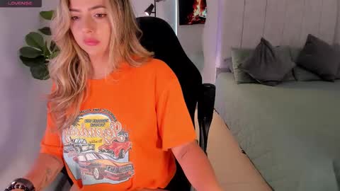    online show from February 25, 7:12 pm