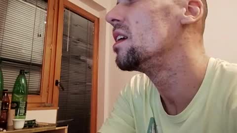 Snapshot of amyyrlikesdeep chatting on January 25, 12:59 am amyyrlikesdeep online show from January 25, 12:59 am