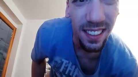 Snapshot of amyyrlikesdeep chatting on February 5, 1:37 am amyyrlikesdeep online show from February 5, 1:37 am