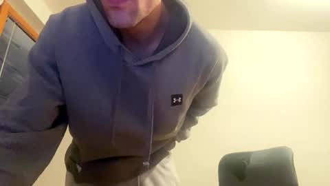 Snapshot of amyyrlikesdeep chatting on March 3, 12:37 am amyyrlikesdeep online show from March 3, 12:37 am