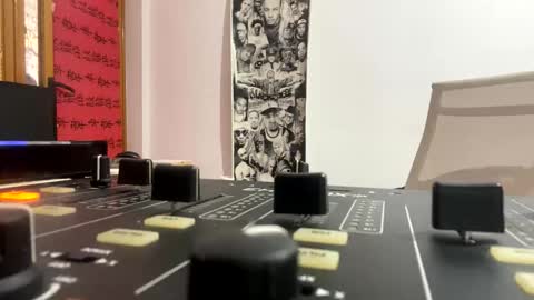 Snapshot of amyyrlikesdeep chatting on September 17, 3:57 pm amyyrlikesdeep online show from September 17, 3:57 pm