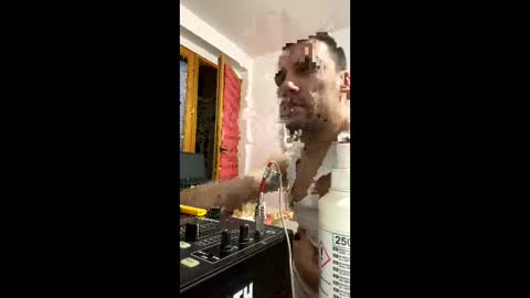 Snapshot of amyyrlikesdeep chatting on September 24, 10:46 pm amyyrlikesdeep online show from September 24, 10:46 pm