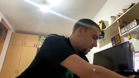 Snapshot of amyyrlikesdeep chatting on October 19, 8:20 pm amyyrlikesdeep online show from October 19, 8:20 pm