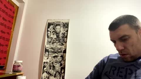 Snapshot of amyyrlikesdeep chatting on October 29, 2:25 am amyyrlikesdeep online show from October 29, 2:25 am