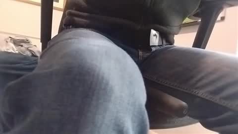 A online show from February 26, 9:41 am