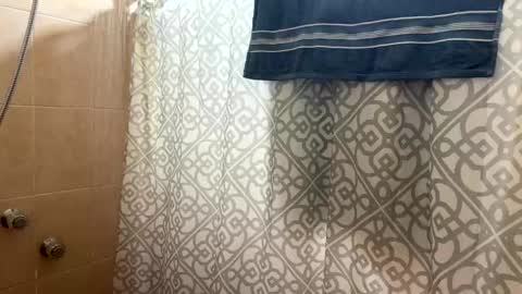 an_e333 online show from October 7, 1:36 am