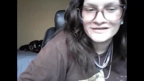 an_e333 online show from October 13, 11:38 pm