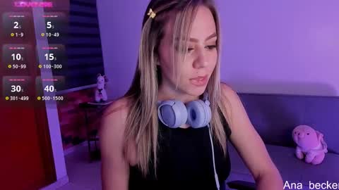 Snapshot of ana_becker1 chatting on November 6, 7:09 am Ana online show from November 6, 7:09 am