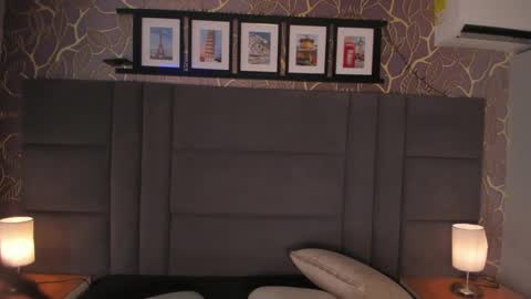 Ana  online show from February 6, 12:48 pm