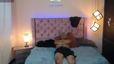 ana_crisgray online show from March 10, 6:27 am