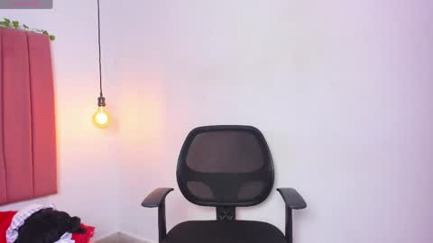 ana online show from April 17, 9:40 pm