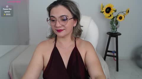 Snapshot of ana_hotmilf chatting on October 25, 11:21 pm Ana online show from October 25, 11:21 pm