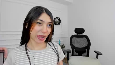 Snapshot of ana_muller19 chatting on November 4, 11:26 pm Ana online show from November 4, 11:26 pm