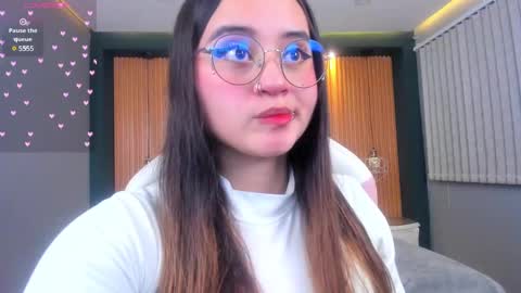 Snapshot of ana_taylor2 chatting on December 29, 8:15 pm Ana online show from December 29, 8:15 pm