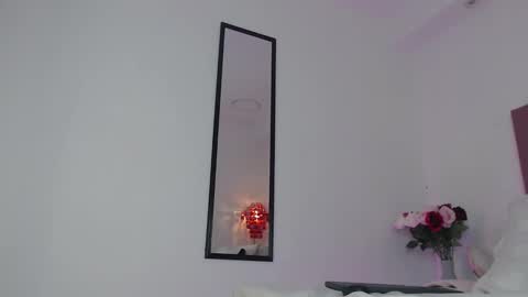 Ana Moon  online show from January 31, 5:40 am