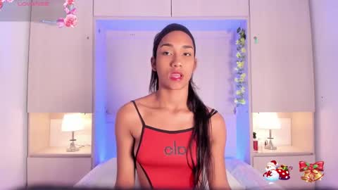 anaacollins_ online show from December 22, 12:24 pm