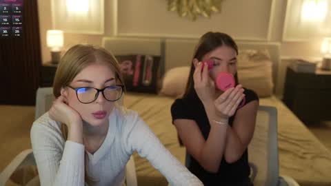 Snapshot of anabel054 chatting on September 11, 6:24 am Anabel Kira Zlata Kira Elice Lana Dominika Sofy Kaila Bridget online show from September 11, 6:24 am