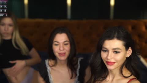 Snapshot of anabel2054 chatting on February 7, 2:58 pm Sweet girls online show from February 7, 2:58 pm