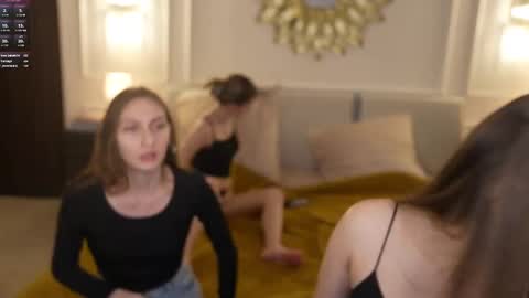 Snapshot of anabel2054 chatting on February 27, 5:47 pm Sweet girls online show from February 27, 5:47 pm