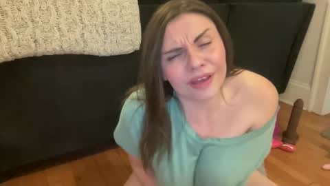 Snapshot of anabellaasster chatting on February 1, 3:30 am AnaBella Asster online show from February 1, 3:30 am