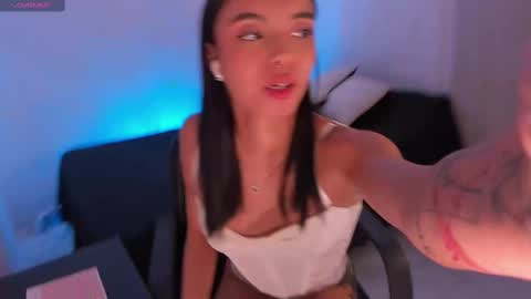 ANABEL WOLF  online show from March 11, 2:54 am