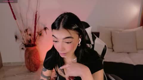 ANABEL WOLF  online show from March 23, 4:11 pm