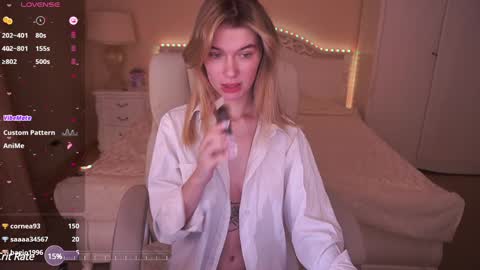 Snapshot of anacondaon chatting on December 5, 7:17 pm Nika online show from December 5, 7:17 pm