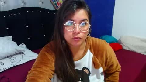 Snapshot of anaids_dam chatting on January 7, 8:13 am anaids online show from January 7, 8:13 am