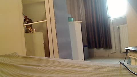 anaiserebel online show from November 29, 7:55 am