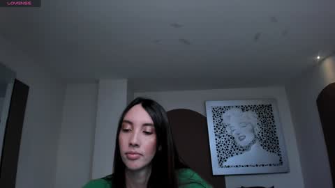 Snapshot of anaisnin1 chatting on January 6, 11:29 am Anais Nin online show from January 6, 11:29 am