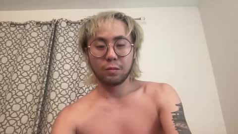 Snapshot of analasian108 chatting on December 5, 7:49 am Anal Asian online show from December 5, 7:49 am